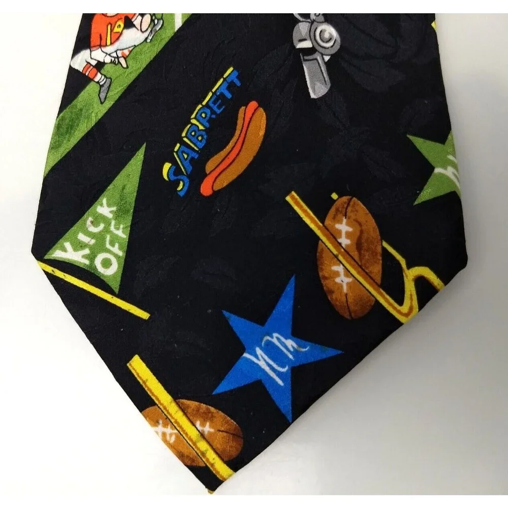 Nicole Miller FRIDAY NIGHT FOOTBALL Neck Tie‎ 100% Silk Vintage 1992 Hand Sewn